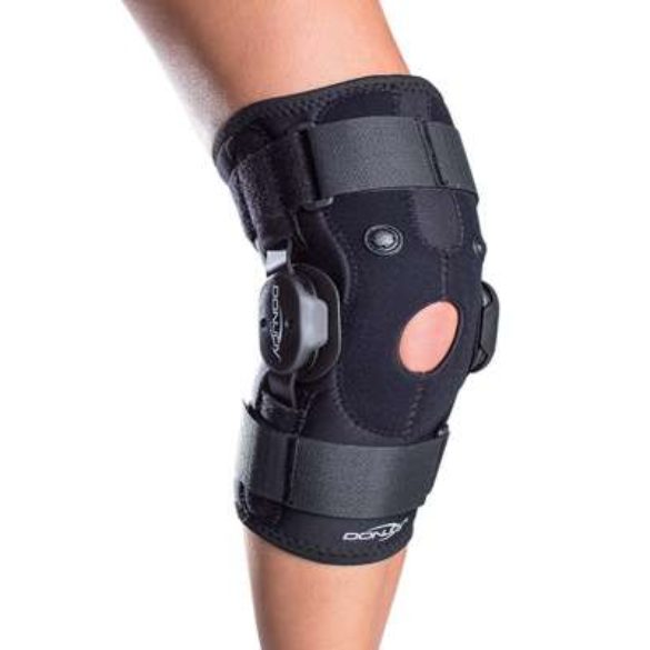 Donjoy Sports Hinged Knee Brace